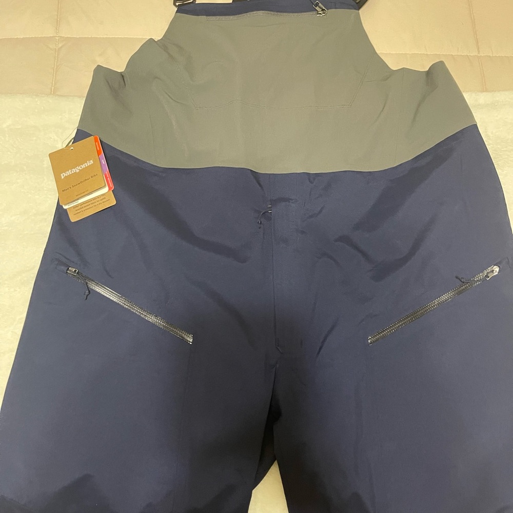 COPY - Patagonia Snowdrifter bibs.